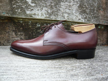 Load image into Gallery viewer, JOSEPH CHEANEY VINTAGE DERBY – BROWN – UK 7 – ALTON – UNWORN CONDITION