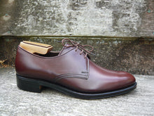 Load image into Gallery viewer, JOSEPH CHEANEY VINTAGE DERBY – BROWN – UK 7 – ALTON – UNWORN CONDITION