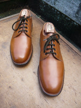 Load image into Gallery viewer, JOSEPH CHEANEY VINTAGE VELDTSCHOEN DERBY – BROWN / TAN - UK 7 UNWORN CONDITION