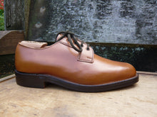 Load image into Gallery viewer, JOSEPH CHEANEY VINTAGE VELDTSCHOEN DERBY – BROWN / TAN - UK 7 UNWORN CONDITION