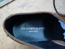 Load image into Gallery viewer, CROCKETT & JONES HAND GRADE BROGUES – BROWN / TAN – UK 6 – UNWORN CONDITION