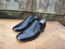 Load image into Gallery viewer, JOSEPH CHEANEY VINTAGE LAZYMAN LOAFERS – BLACK – UK 8 – COMPTON – EXCELLENT CONDITION