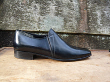 Load image into Gallery viewer, JOSEPH CHEANEY VINTAGE LAZYMAN LOAFERS – BLACK – UK 8 – COMPTON – EXCELLENT CONDITION