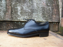 Load image into Gallery viewer, JOSEPH CHEANEY VINTAGE DERBY – BLACK - UK 7 – RYE – UNWORN CONDITION