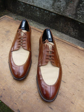 Load image into Gallery viewer, CROCKETT & JONES DERBY – TAN CALF / SAND TWILL – UK 9 –– EXCELLENT CONDITION