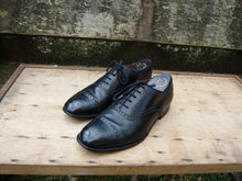 Load image into Gallery viewer, CHURCH’S VINTAGE BROGUES – BLACK - UK 8 – DIPLOMAT – VERY GOOD CONDITION