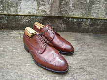 Load image into Gallery viewer, CROCKETT & JONES HAND GRADE BROGUES – BROWN / TAN – UK 7.5 – SUPERB CONDITION