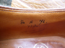 Load image into Gallery viewer, CHURCH’S VINTAGE DERBY – BROWN / TAN FIGHTING SEAL – UK 8 – SUPERB CONDITION