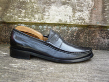 Load image into Gallery viewer, JOSEPH CHEANEY LOAFERS – BLACK – UK 8 – VERONA – EXCELLENT CONDITION