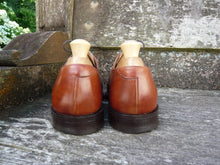 Load image into Gallery viewer, JOSEPH CHEANEY VINTAGE OXFORD – BROWN / TAN – UK 9 – CARL - EXCELLENT CONDITION