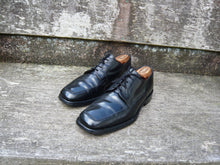 Load image into Gallery viewer, JOSEPH CHEANEY VINTAGE DERBY – BLACK – UK 8.5 – BROMPTON – GOOD CONDITION