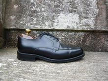 Load image into Gallery viewer, JOSEPH CHEANEY VINTAGE DERBY – BLACK – UK 7 – BROMPTON – EXCELLENT CONDITION