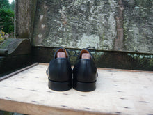 Load image into Gallery viewer, CHURCH’S DERBY MEN’S SHOES – BLACK – UK 8 – SAWLEY – SUPERB CONDITION