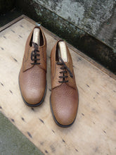 Load image into Gallery viewer, CHURCH’S VINTAGE DERBY – BROWN / TAN – UK 11 – ELGIN – UNWORN CONDITION