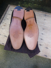 Load image into Gallery viewer, CHURCH’S BROGUES – BROWN – UK 9 – CHETWYND – UNWORN CONDITION