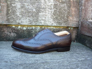 CHURCH’S BROGUES – BROWN – UK 10 – CHETWYND – UNWORN CONDITION