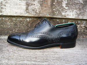 CROCKETT & JONES BROGUES – BLACK - UK 9 (NARROW) – LONDON - EXCELLENT CONDITION