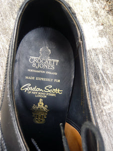 CROCKETT & JONES BROGUES – BLACK - UK 9 (NARROW) – LONDON - EXCELLENT CONDITION