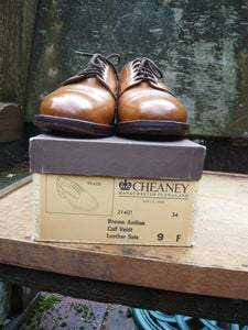 JOSEPH CHEANEY VINTAGE VELDTSCHOEN DERBY –  BROWN / TAN - UK 9 – NEATH – EXCELLENT CONDITION