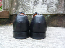 Load image into Gallery viewer, JOSEPH CHEANEY OXFORD SHOES – BLACK – UK 7 – EXCELLENT CONDITION
