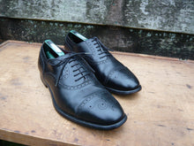 Load image into Gallery viewer, CHURCH’S MASTERCLASS BROGUES –  BLACK – UK 8.5 – FIELDING – VERY GOOD CONDITION
