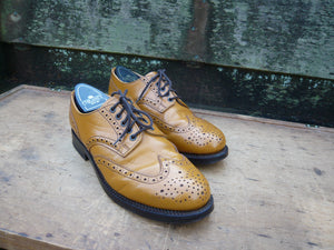 ALFRED SARGENT BROGUES – BROWN / TAN – UK 8 – EXCELLENT CONDITION