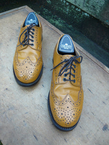 ALFRED SARGENT BROGUES – BROWN / TAN – UK 8 – EXCELLENT CONDITION