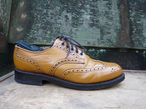 ALFRED SARGENT BROGUES – BROWN / TAN – UK 8 – EXCELLENT CONDITION