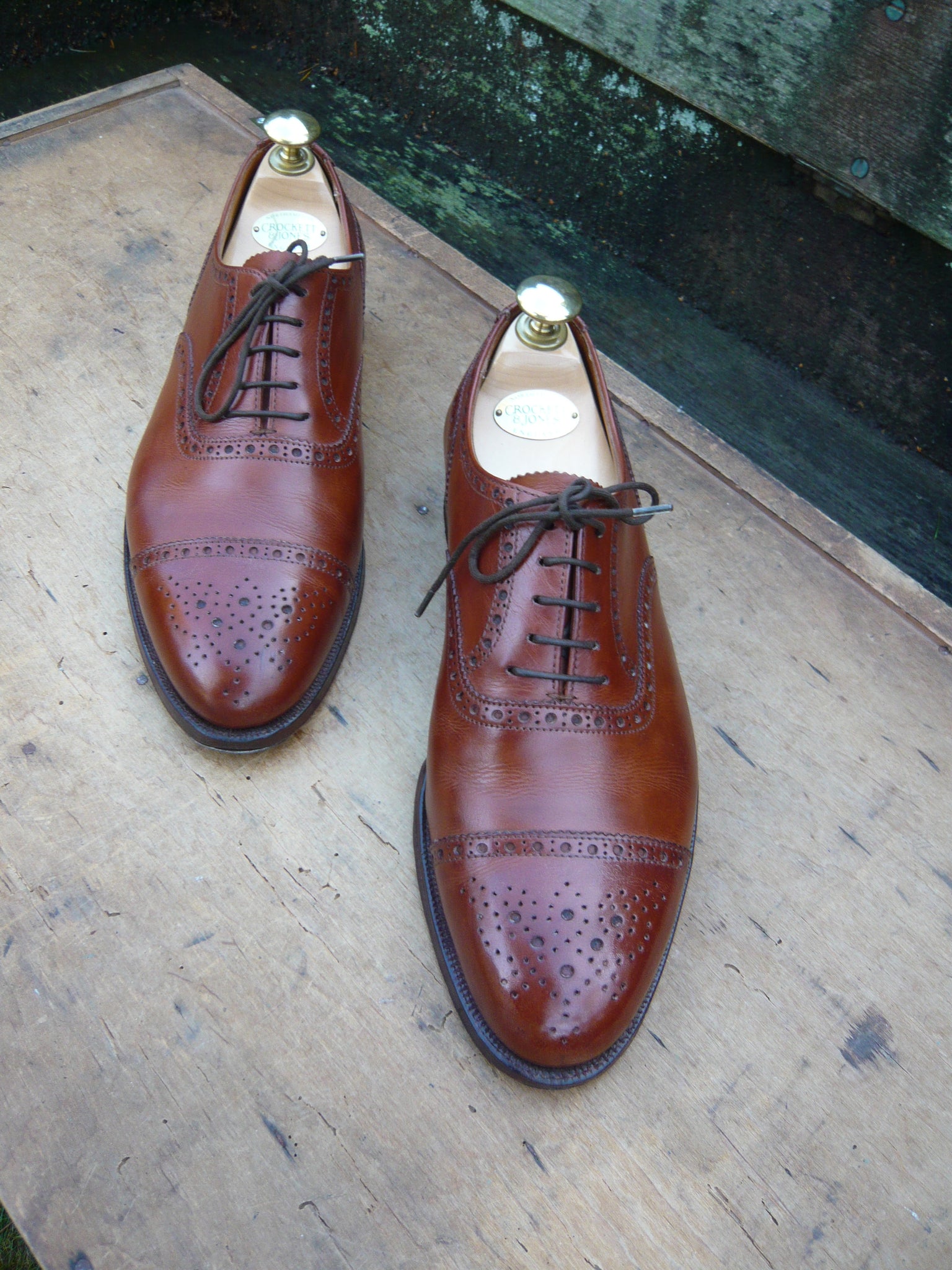 CROCKETT & JONES BROGUES – BROWN / TAN - UK 7.5 – WESTMINSTER