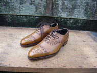 CROCKETT & JONES HAND GRADE BROGUES – BROWN / TAN – UK 6 – UNWORN CONDITION