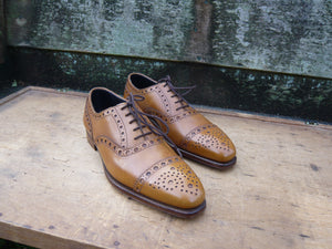 CROCKETT & JONES HAND GRADE BROGUES – BROWN / TAN – UK 6 – UNWORN CONDITION