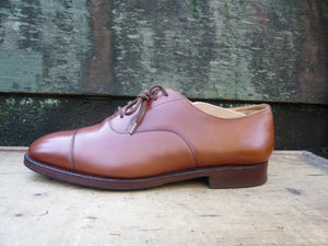 CHURCH’S OXFORD – BROWN / TAN – UK 8 – SUPERB CONDITION