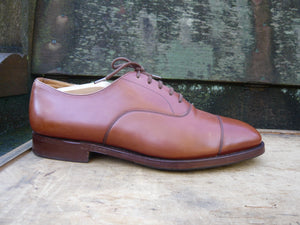 CHURCH’S OXFORD – BROWN / TAN – UK 8 – SUPERB CONDITION