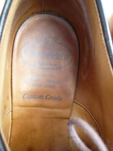 Load image into Gallery viewer, CHURCH’S BROGUES – BROWN / TAN - UK 8.5 – GUNTHORPE – VERY GOOD CONDITION
