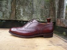 Load image into Gallery viewer, CHURCH’S VINTAGE BROGUES – BROWN / MAHOGANY - UK 8.5 – CHETWYND – EXCELLENT CONDITION
