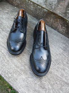 CROCKETT & JONES BROGUES – BLACK - UK 10 – ANGUS – UNWORN CONDITION