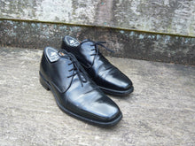 Load image into Gallery viewer, JOSEPH CHEANEY DERBY – BLACK – UK 8 – MADISON – VERY GOOD CONDITION
