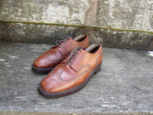 Load image into Gallery viewer, CROCKETT &amp; JONES VINTAGE BROGUES – BROWN / TAN – UK 8  – EVEREST - EXCELLENT CONDITION
