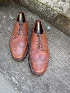 CROCKETT & JONES VINTAGE BROGUES – BROWN / TAN – UK 8  – EVEREST - EXCELLENT CONDITION