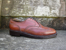 Load image into Gallery viewer, CROCKETT &amp; JONES VINTAGE BROGUES – BROWN / TAN – UK 8  – EVEREST - EXCELLENT CONDITION
