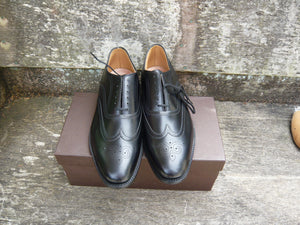 CHURCH’S BROGUES – BLACK - UK 10.5 – GUNTHORPE – UNWORN CONDITION