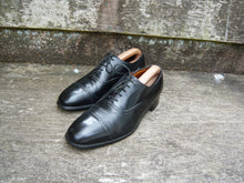 Load image into Gallery viewer, JOSEPH CHEANEY VINTAGE BROGUES – BLACK – UK 7.5 – CHESHIRE – VERY GOOD CONDITION
