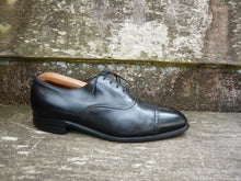 Load image into Gallery viewer, JOSEPH CHEANEY VINTAGE BROGUES – BLACK – UK 7.5 – CHESHIRE – VERY GOOD CONDITION
