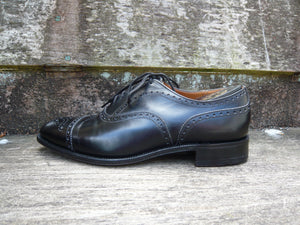 CHURCH’S VINTAGE BROGUES – BLACK - UK 7.5 – DIPLOMAT – EXCELLENT CONDITION