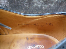 Load image into Gallery viewer, DUCKER &amp; SON VINTAGE BROGUES – BLACK - UK 7 – VERY GOOD CONDITION
