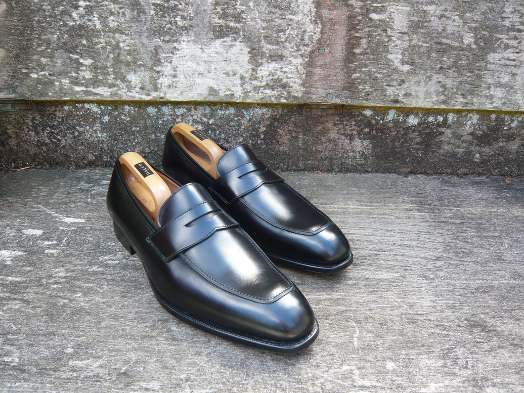 CROCKETT & JONES HAND GRADE LOAFERS – BLACK – UK 11 – BALMORAL – UNWORN CONDITION