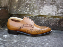 Load image into Gallery viewer, JOSEPH CHEANEY BROGUES – BROWN / TAN - UK 7 – SUPERB CONDITION
