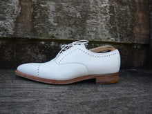 Load image into Gallery viewer, JOSEPH CHEANEY BROGUES - WHITE - UK 8.5 – UNWORN CONDITION
