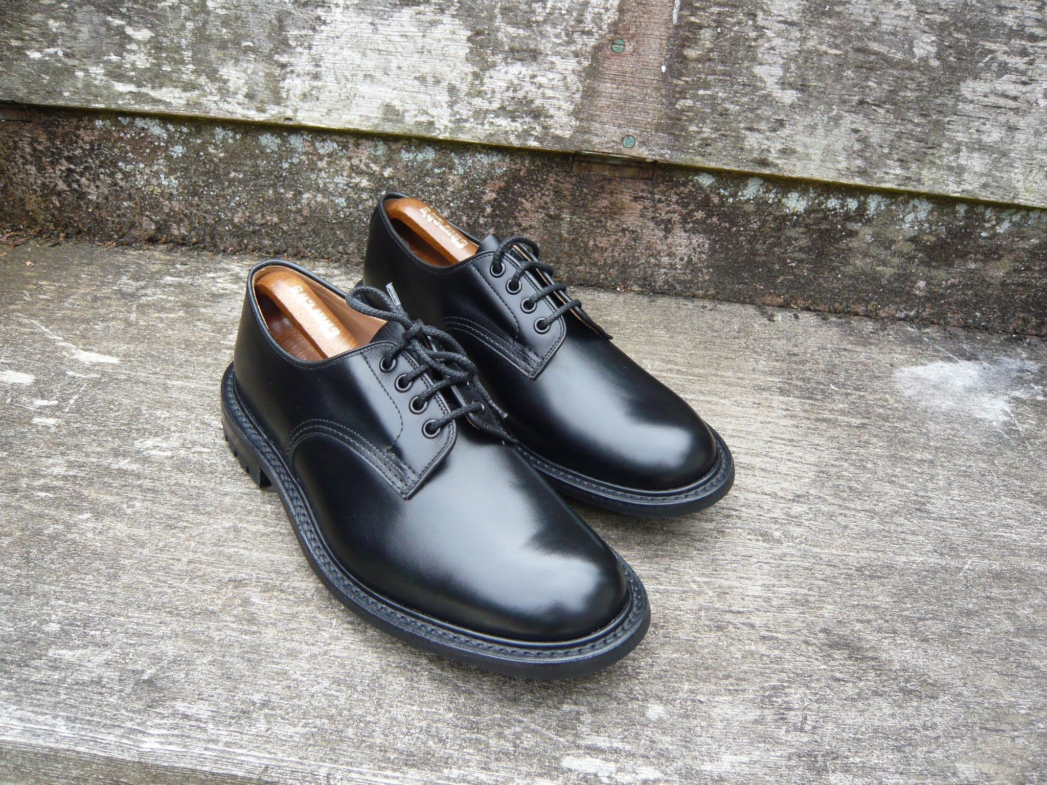 TRICKER'S DERBY – BLACK - UK 10 – DANIEL - UNWORN CONDITION