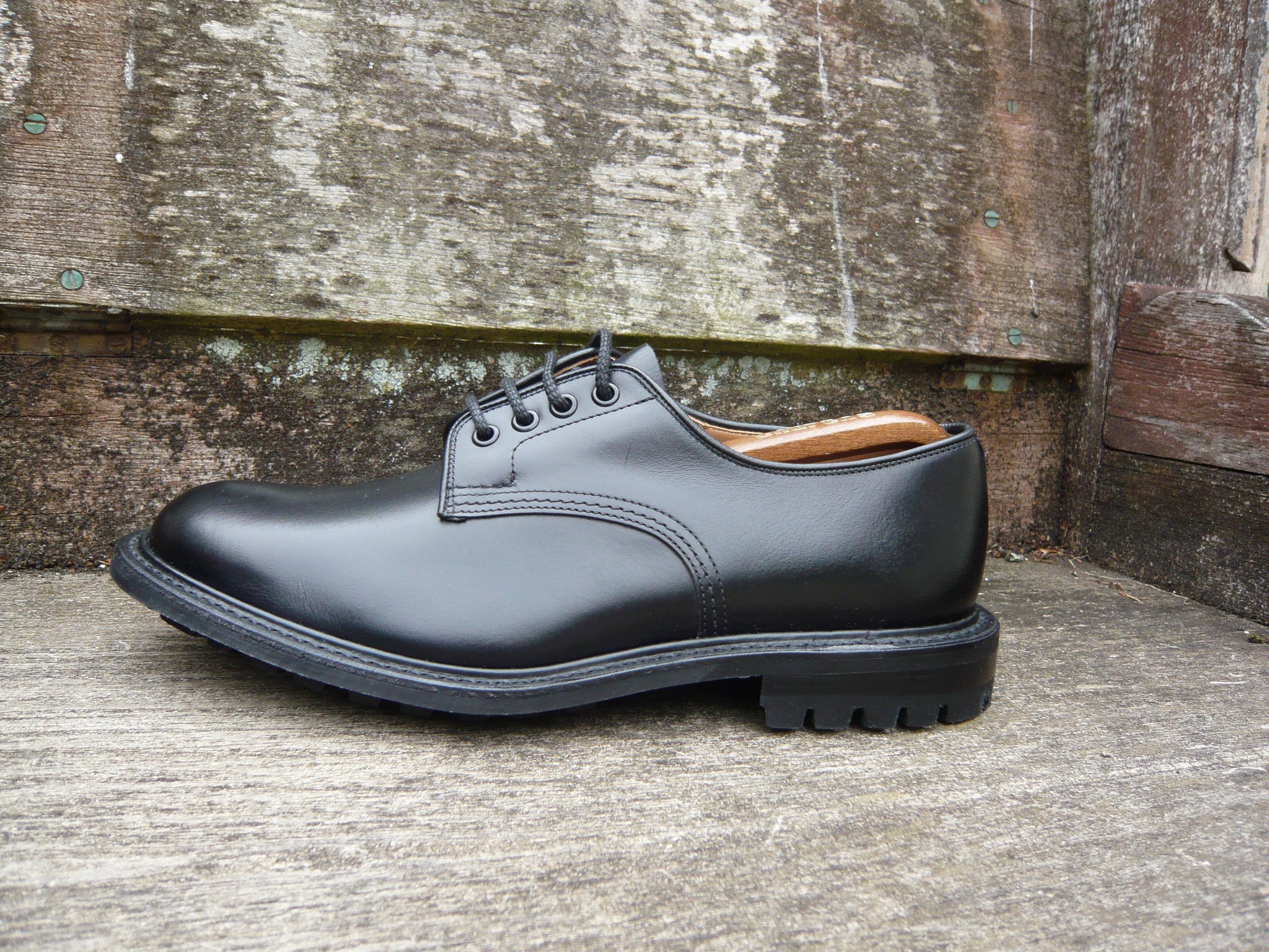 TRICKER'S DERBY – BLACK - UK 10 – DANIEL - UNWORN CONDITION